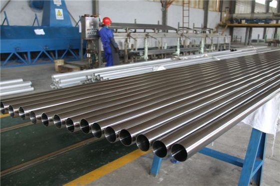 O tubo de aço inoxidável da tubulação 304 316 310 321 laminou laminado a alta temperatura