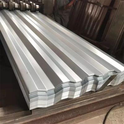 telhas de telhado Q235/Q345/SGCC/Dx51D laminados do metal do SOLDADO 4x8