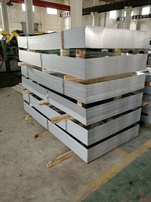 Camada galvanizada mergulhada quente do zinco do rolo de aço 40g-275g da largura 1500mm